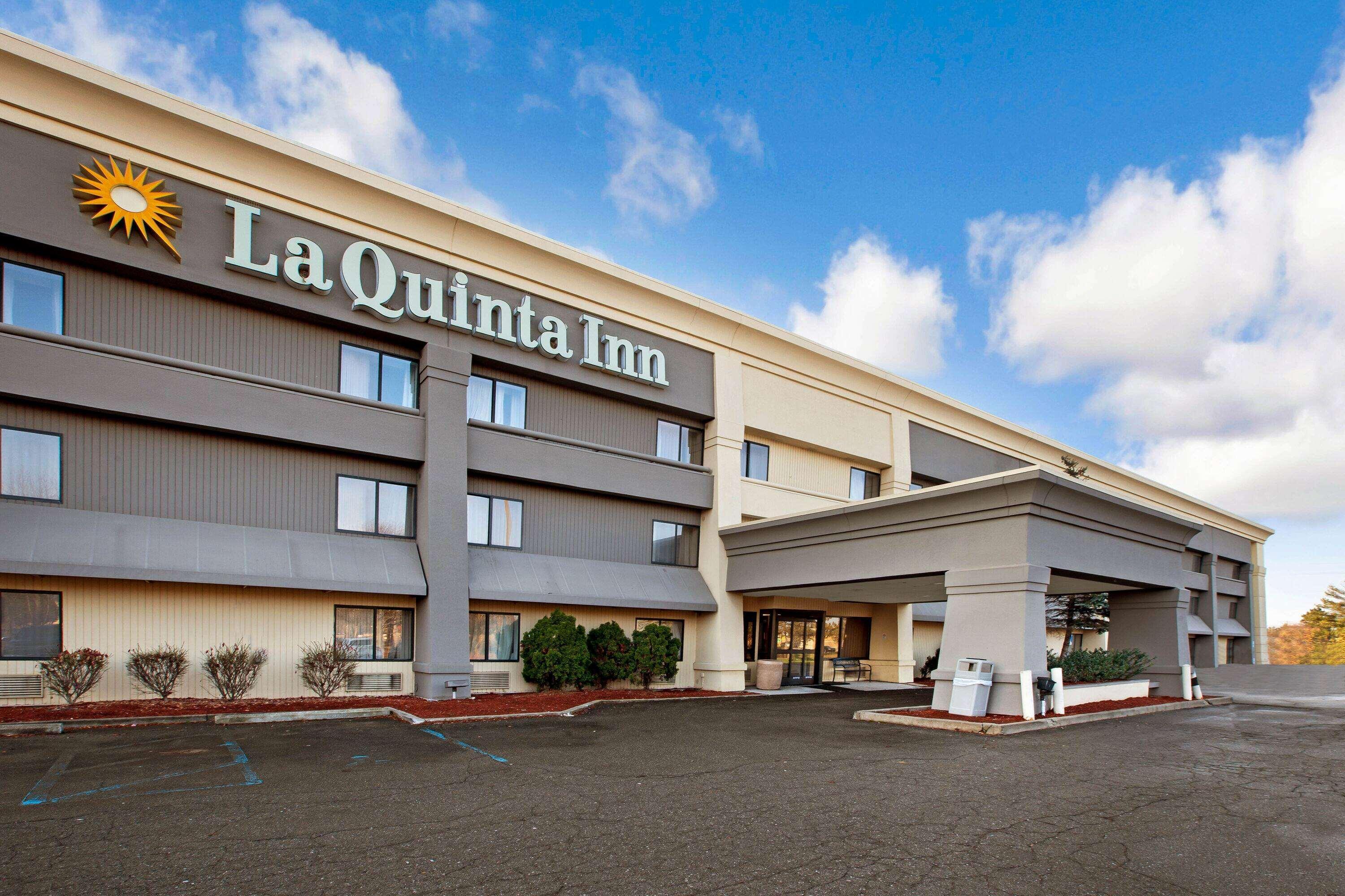 La Quinta Inn By Wyndham Detroit Canton Eksteriør bilde