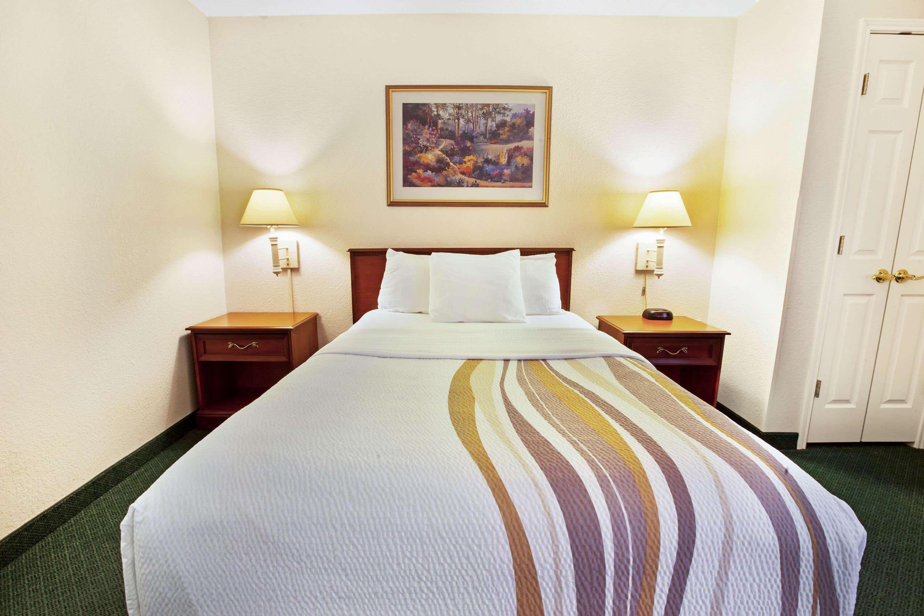 La Quinta Inn By Wyndham Detroit Canton Eksteriør bilde