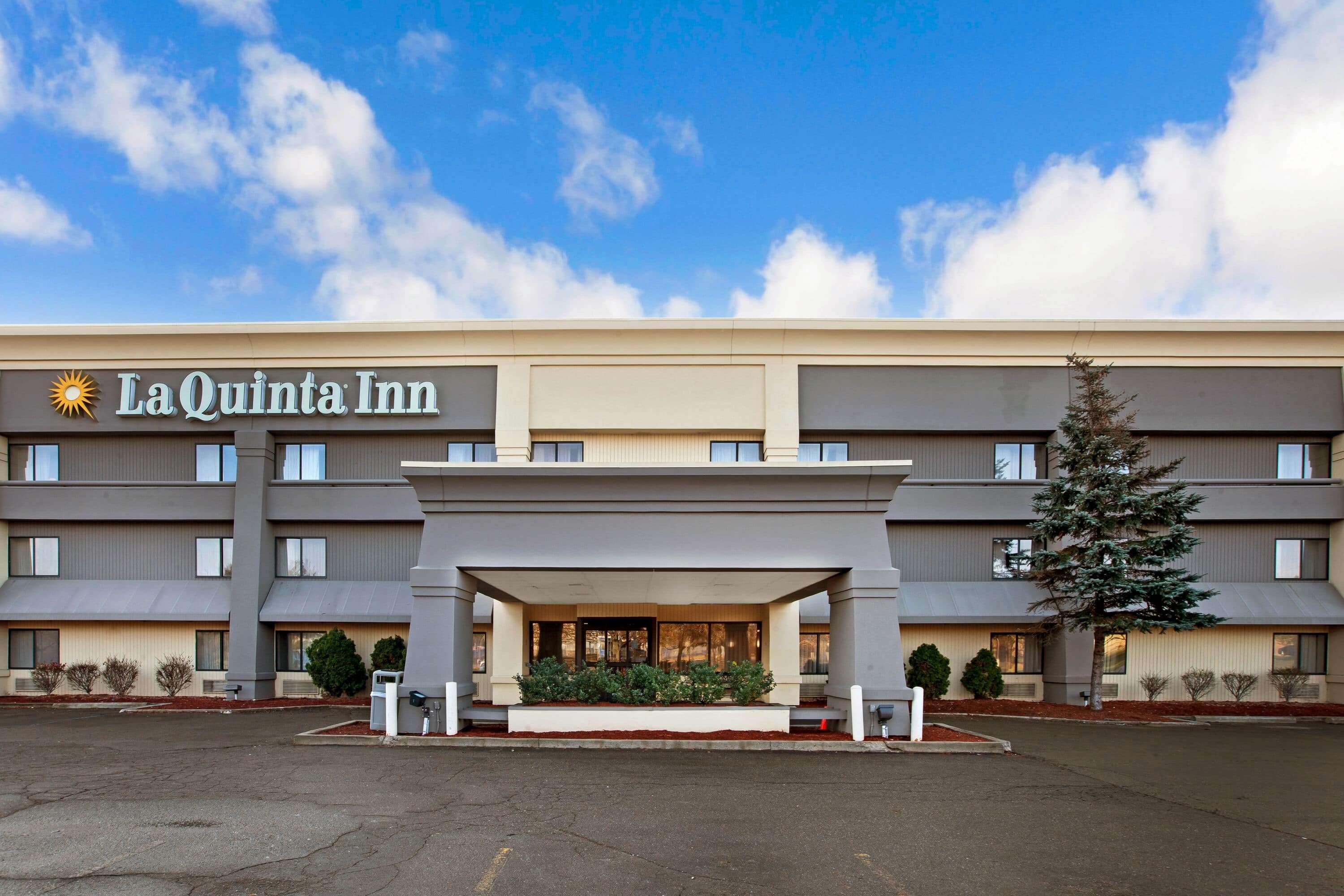 La Quinta Inn By Wyndham Detroit Canton Eksteriør bilde